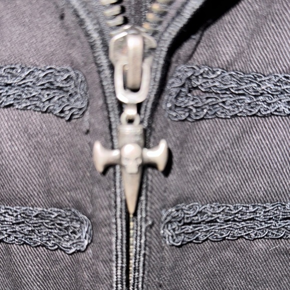 Tripp NYC Black Denim Vest - Picture 3 of 5